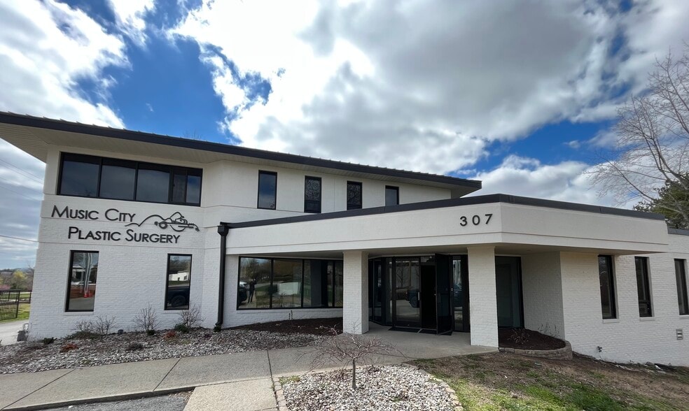 307 Southgate Ct, Brentwood, TN for lease - Building Photo - Image 2 of 26