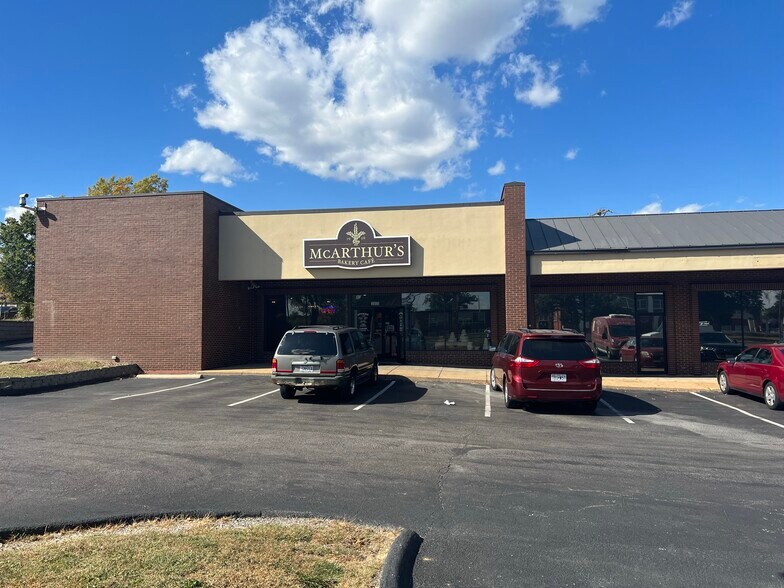 3055 Lemay Ferry Rd, Saint Louis, MO à louer - Photo du bâtiment - Image 3 de 9