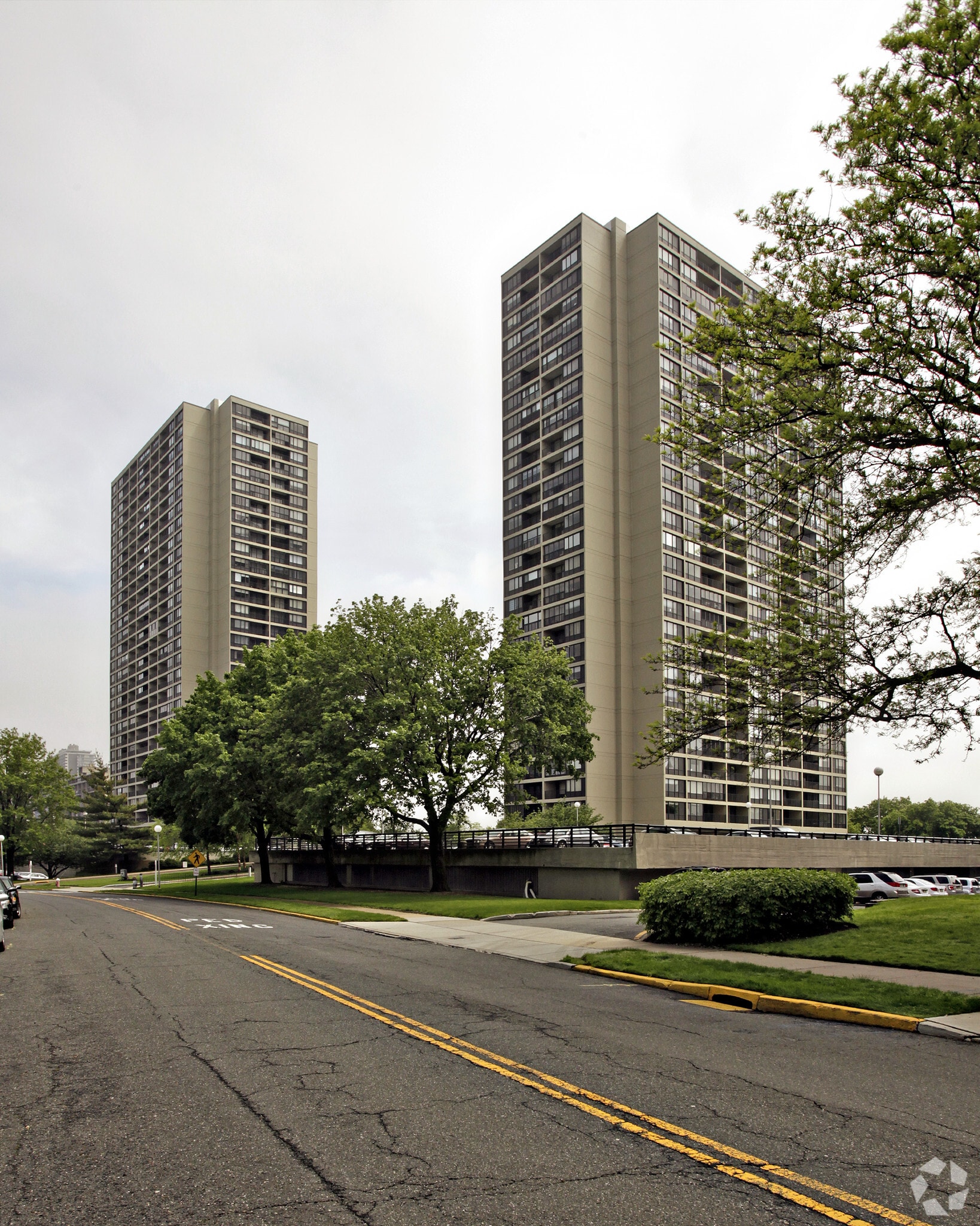1-6 Horizon Rd, Fort Lee, NJ for sale Primary Photo- Image 1 of 19