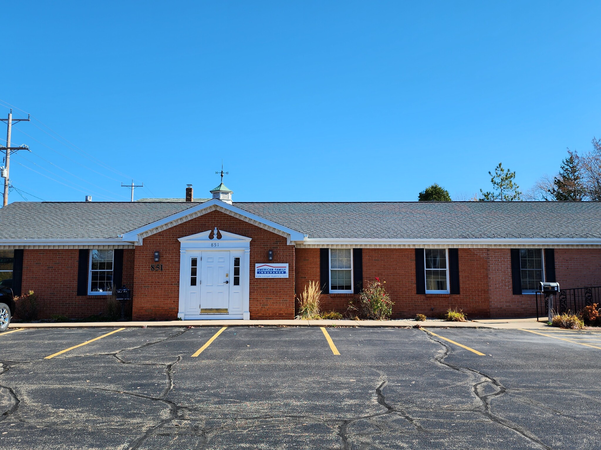 851 Racine St, Menasha, WI à vendre Photo du bâtiment- Image 1 de 1