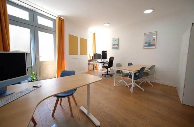 Commerce de détail dans Bordeaux à louer Photo intérieure- Image 1 de 6