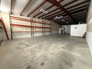 3943 S Interstate 35, New Braunfels, TX à louer Photo intérieure- Image 1 de 4