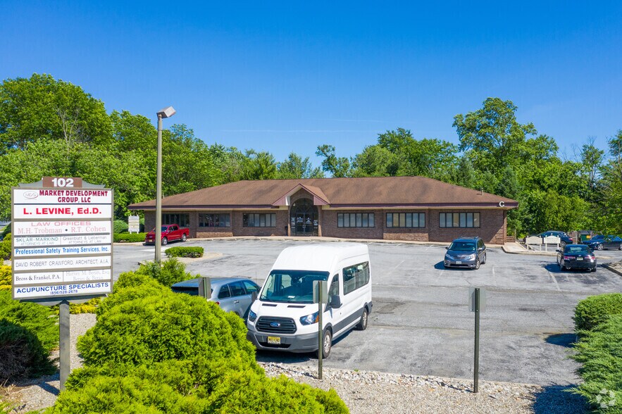 102 Browning Rd, Cherry Hill, NJ à vendre - Photo du bâtiment - Image 2 de 2