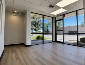 7700 E Iliff Ave, Denver, CO à louer Photo intérieure- Image 1 de 8
