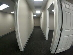 1530 Kingsley Ave, Orange Park, FL for lease Interior Photo- Image 2 of 15