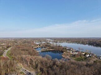 Plus de détails pour 6100 Pontiac Trail, West Bloomfield, MI - Terrain à vendre