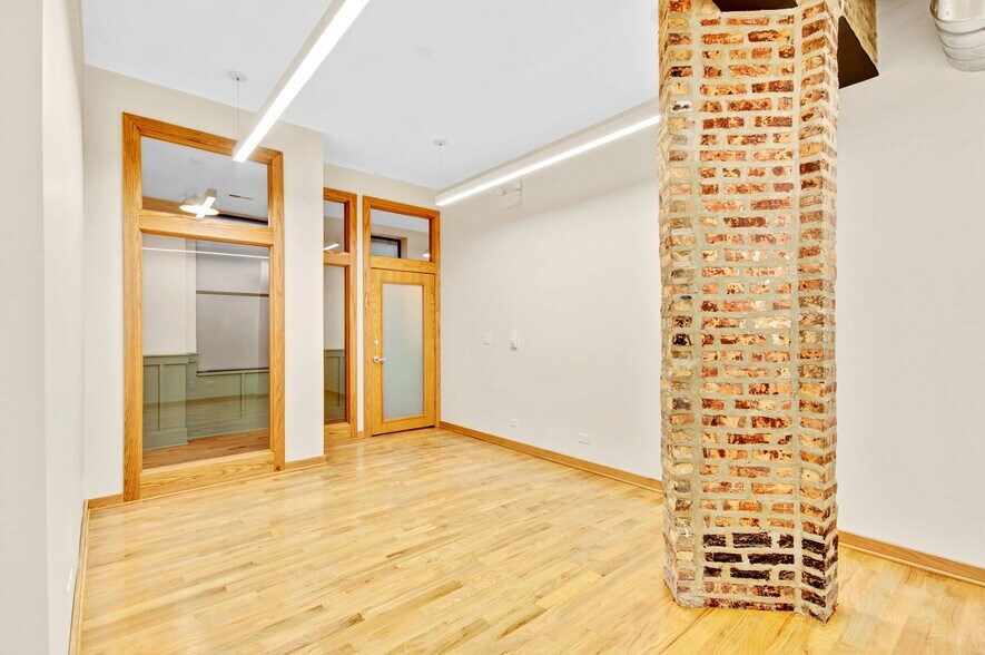 435 W Diversey Pky, Chicago, IL for lease - Building Photo - Image 1 of 10