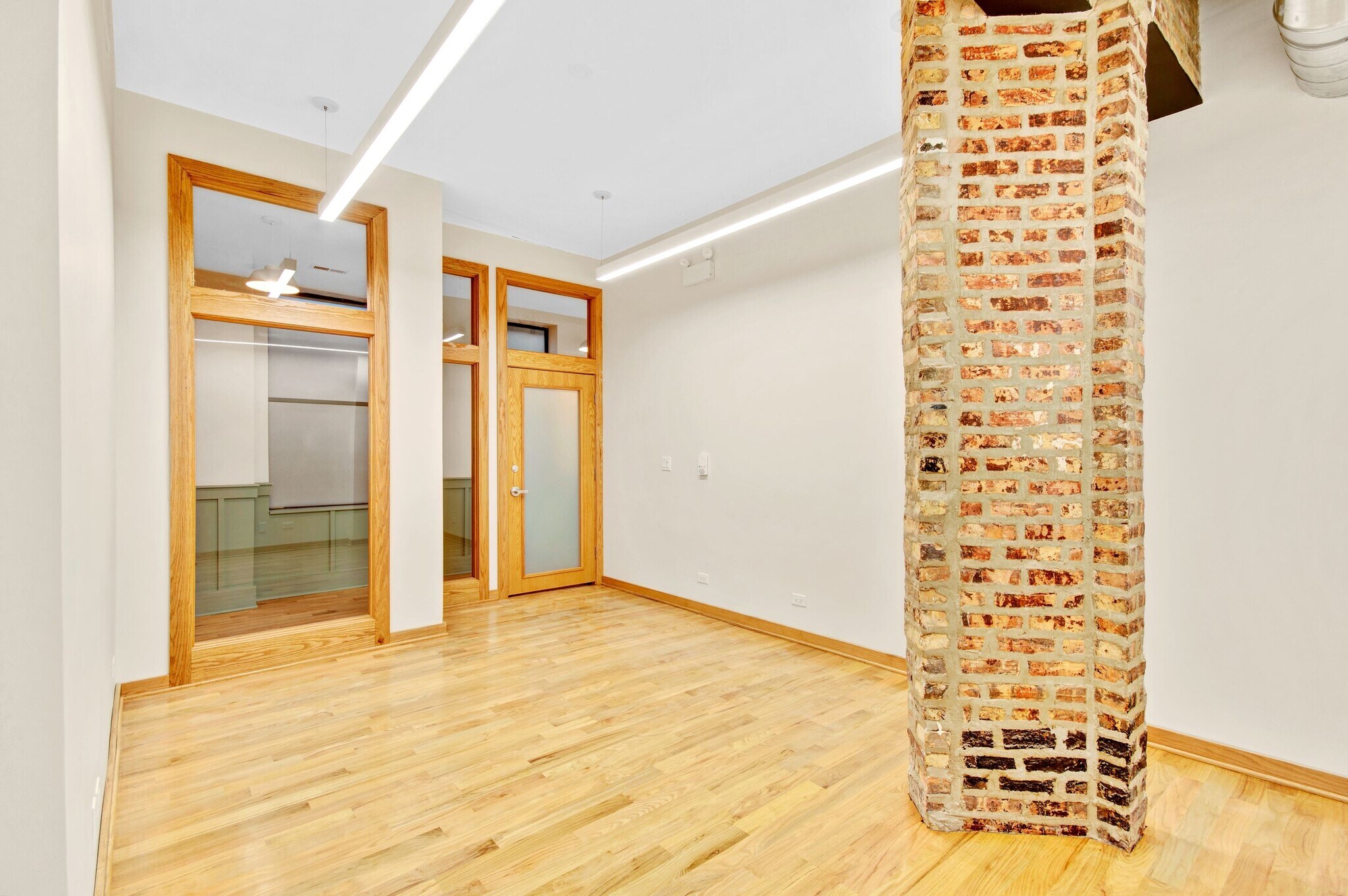 435 W Diversey Pky, Chicago, IL à louer Photo du bâtiment- Image 1 de 11