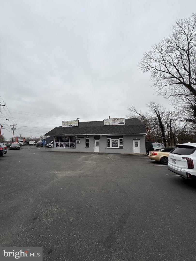 476-486 Cambridge St, Fredericksburg, VA for lease Primary Photo- Image 1 of 27