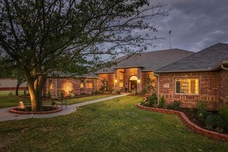 Plus de détails pour 636 Possom Trot Hollow Rd, Whitewright, TX - Soins de santé à vendre