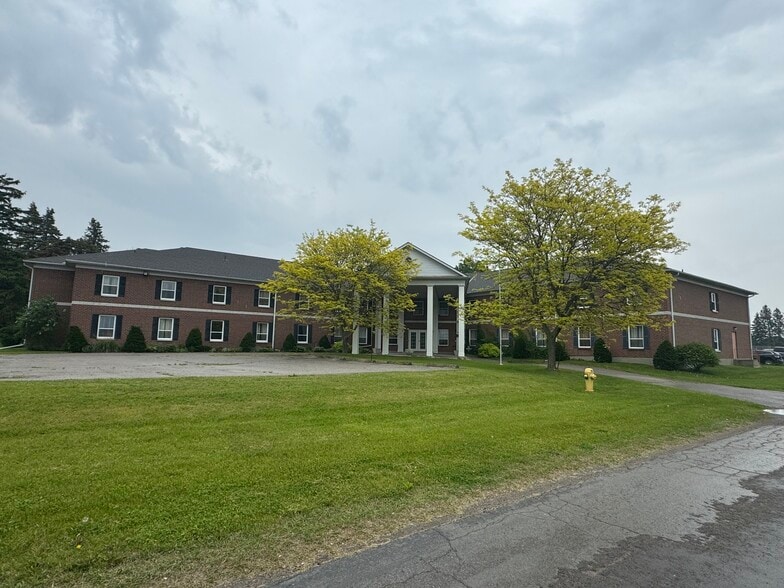 725 Gibralter St, Norfolk, ON for sale - Building Photo - Image 2 of 182