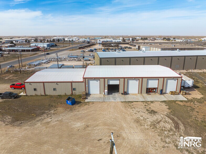 3927 S County Road 1290, Odessa, TX à vendre - Photo du bâtiment - Image 2 de 16