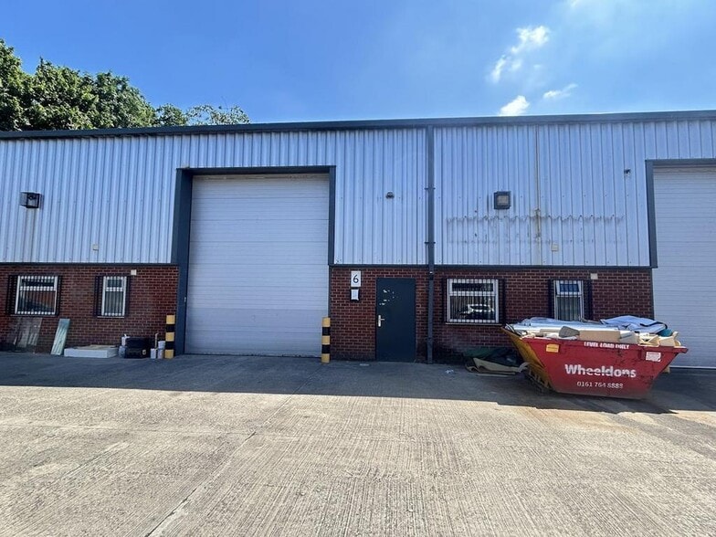 Gladstone St, Oldham for lease - Building Photo - Image 2 of 28