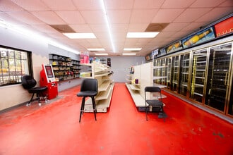910 Prospect St, High Point, NC for lease Interior Photo- Image 2 of 15