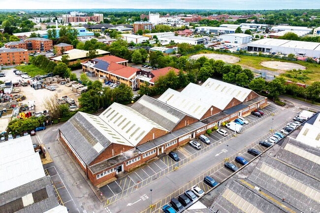 More details for 16-21 Tewin Rd, Welwyn Garden City - Industrial for Lease