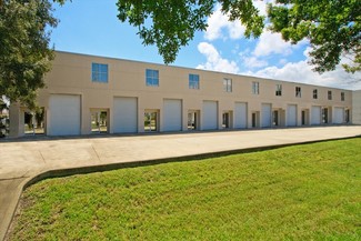 Plus de détails pour 709 Silver Palm Ave, Melbourne, FL - Industriel/Logistique à louer