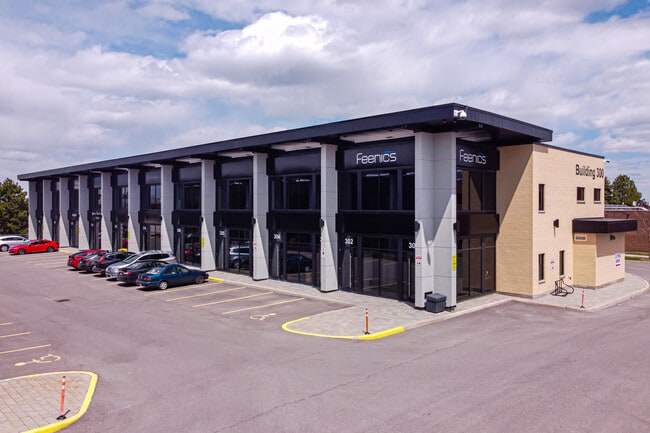 Plus de détails pour 2310 St Laurent Blvd, Ottawa, ON - Local d'activités à louer