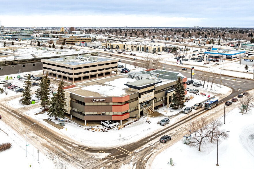 17010 103rd Ave, Edmonton, AB à louer - Aérien - Image 3 de 3