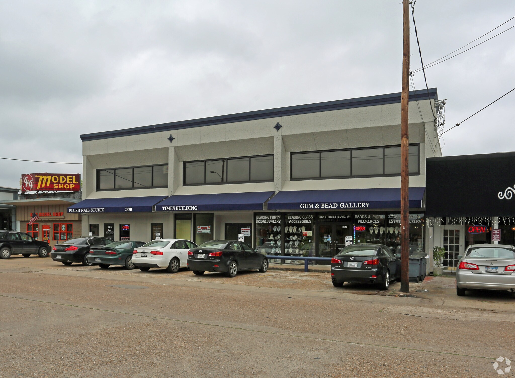 2516-2520 Times Blvd, Houston, TX à louer Photo principale- Image 1 de 5