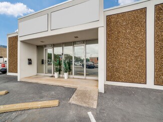 Plus de détails pour 2401-2407 Boardwalk St, San Antonio, TX - Industriel à louer