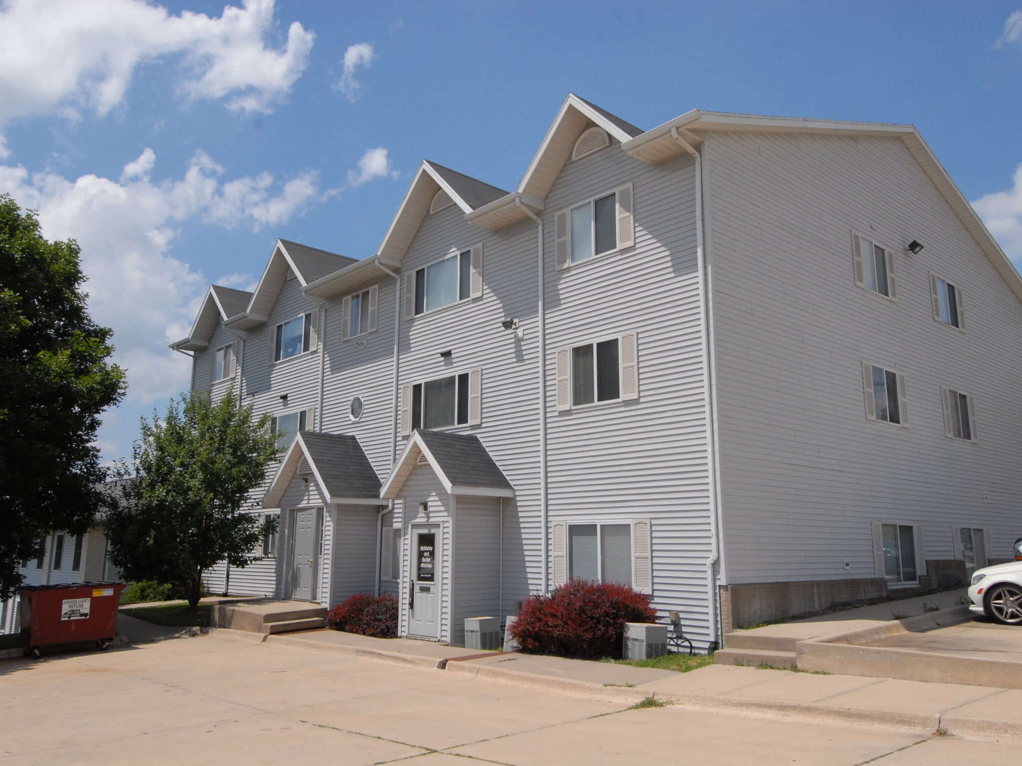2210 9th St, Coralville, IA for lease Interior Photo- Image 1 of 8