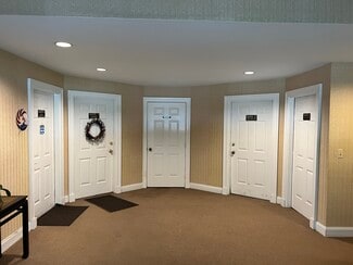 Plus de détails pour 1-8 Manor Dr, Hampton, NJ - Bureau à vendre
