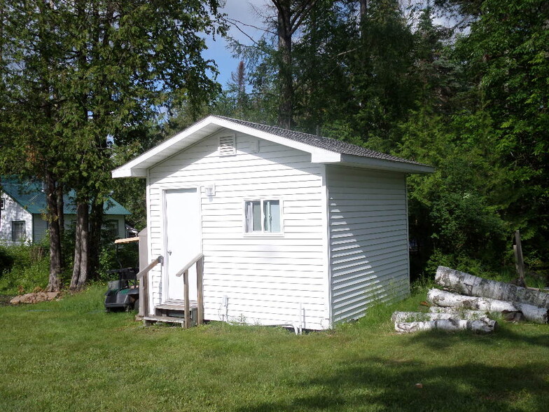 507 Shariden Dr, Pelican Lake, WI à vendre - Photo du b timent - Image 3 de 11