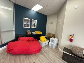 8525 N Cedar Ave, Fresno, CA for lease Interior Photo- Image 2 of 24