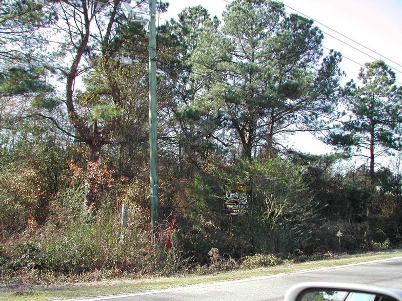 1140 N Guignard Dr, Sumter, SC à vendre - Photo du bâtiment - Image 1 de 4