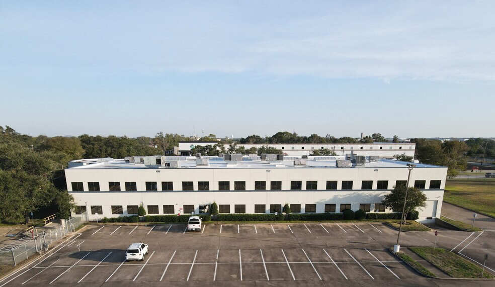 811 FM-1959, Houston, TX à louer - Photo du bâtiment - Image 1 de 19