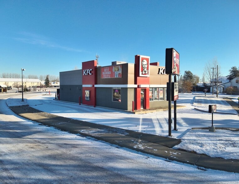 47 Ave, Vermilion, AB for sale - Primary Photo - Image 1 of 1