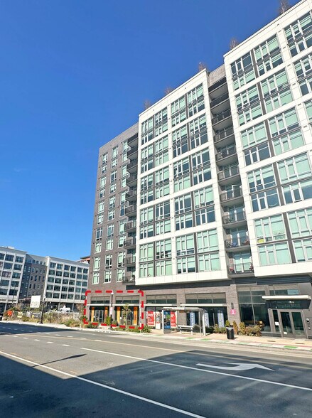 400 Florida Ave NE, Washington, DC for lease - Building Photo - Image 2 of 4