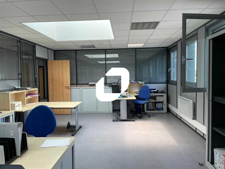 4 Rue Ampère, Magny-en-Vexin à louer - Photo intérieure - Image 2 de 11