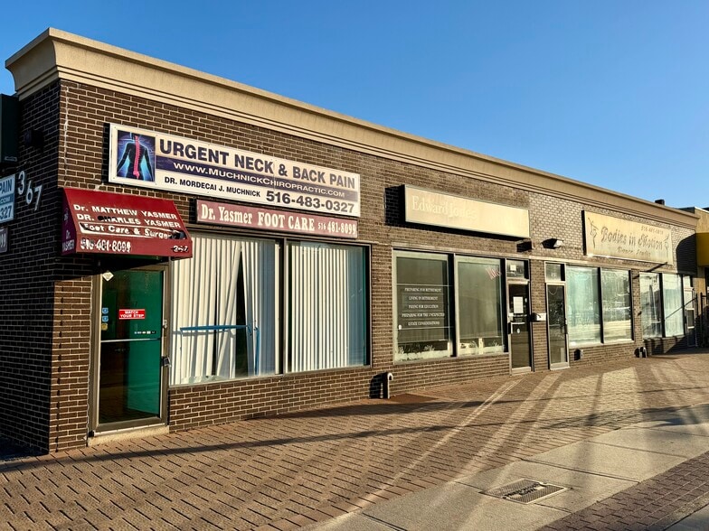 361-367 Hempstead Ave, West Hempstead, NY for lease - Building Photo - Image 1 of 2