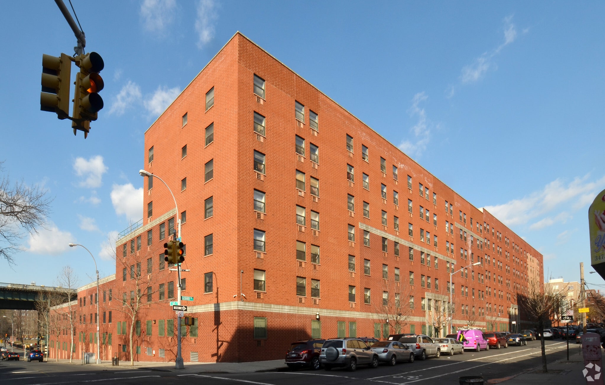 1065-1075 Gerard Ave, Bronx, NY for lease Primary Photo- Image 1 of 8