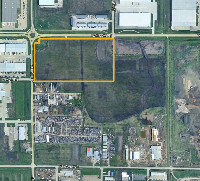 1001 NE 12th Ave, West Fargo, ND à vendre - Aérien - Image 2 de 3