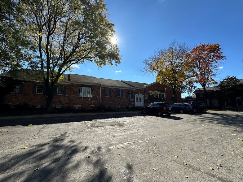 151 W Genesee St, Lockport, NY for lease - Building Photo - Image 3 of 11