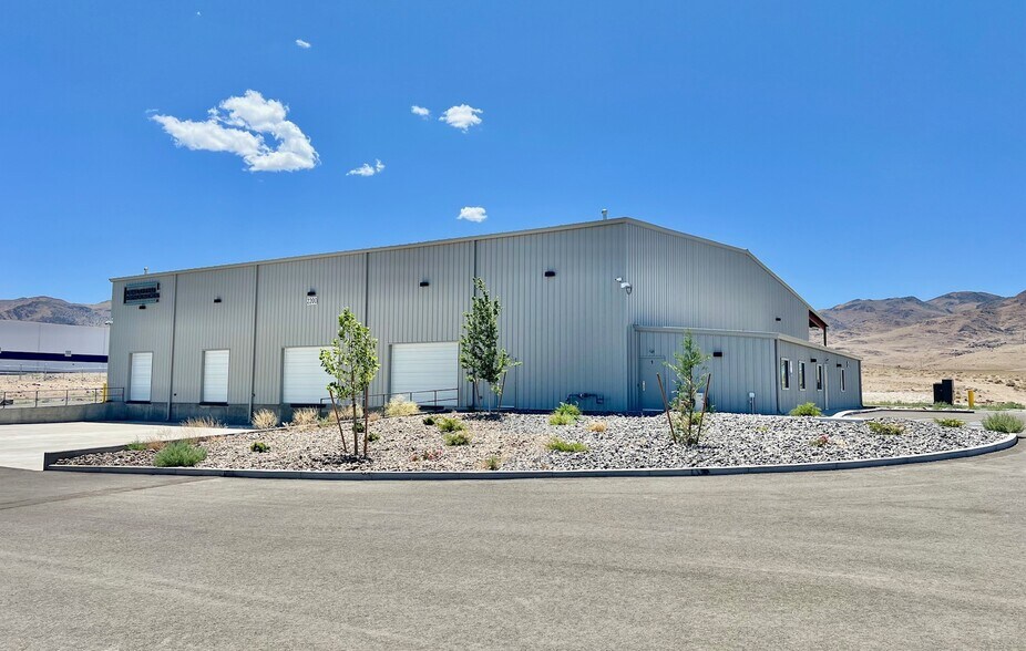 2200 USA Pky, Sparks, NV à vendre - Photo du bâtiment - Image 3 de 25