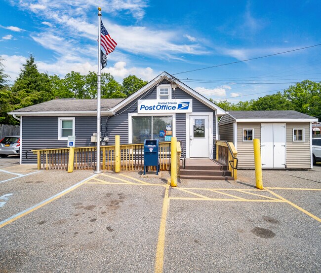 Plus de détails pour 2-6 Old Firehouse Rd, Plattekill, NY - Spécialité à vendre
