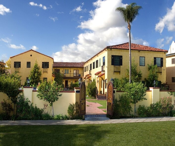 2623 Ellendale Pl, Los Angeles, CA for sale - Building Photo - Image 2 of 17