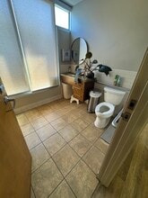 6224-6242 W Manchester Ave, Los Angeles, CA à louer Photo intérieure- Image 2 de 11