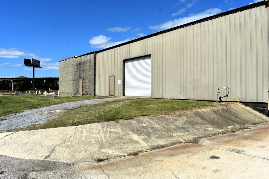 50-100 Fowler St, Montgomery, AL for lease - Building Photo - Image 2 of 10
