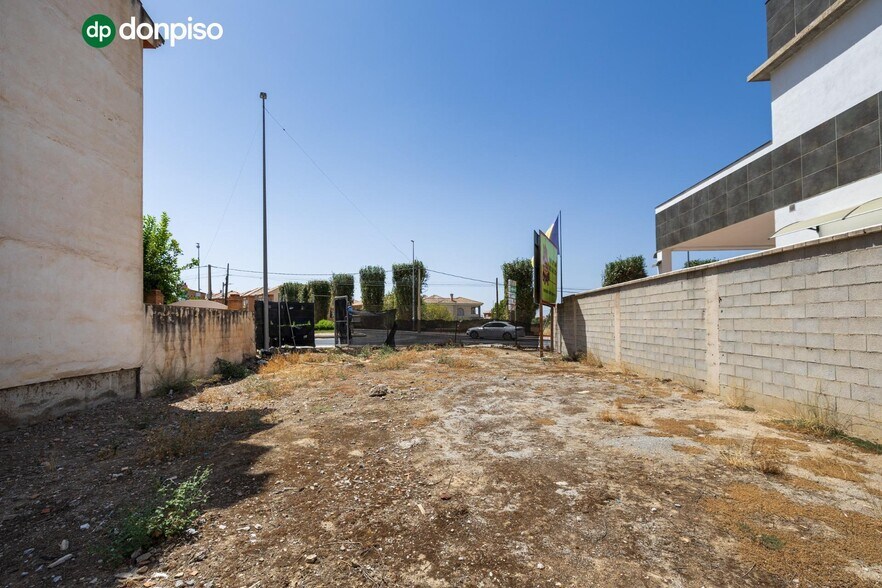 Calle Granada, 50, Ogíjares, Granada for sale - Building Photo - Image 2 of 22