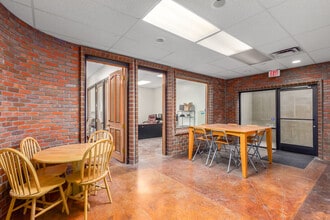 1818 E Baseline Rd, Mesa, AZ for sale Interior Photo- Image 1 of 3