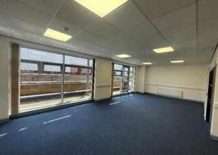 Corporation St, Rugby for lease Interior Photo- Image 1 of 1