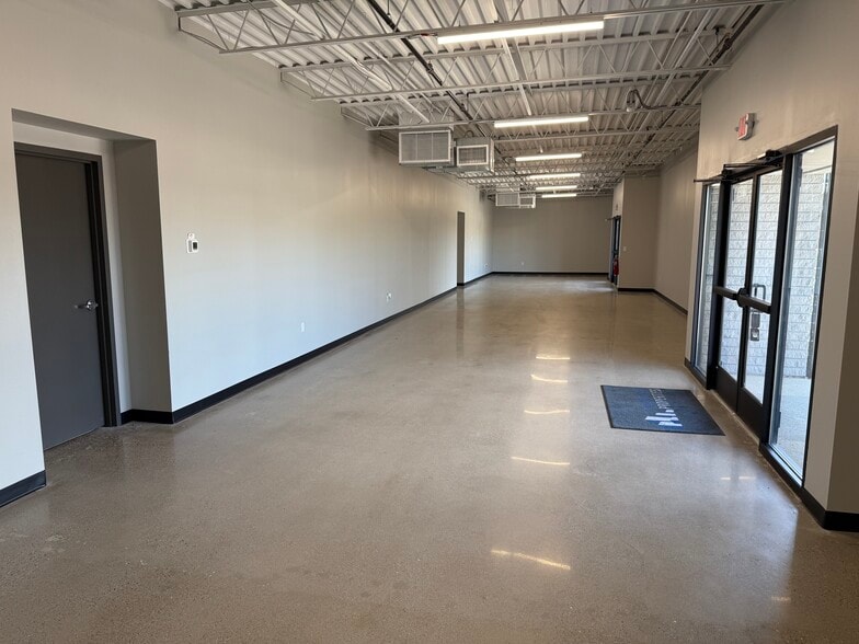 11430-11444 Rockfield Ct, Sharonville, OH for lease - Building Photo - Image 2 of 4