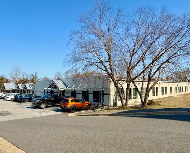 839 Bestgate Rd, Annapolis, MD à louer - Photo du bâtiment - Image 3 de 11