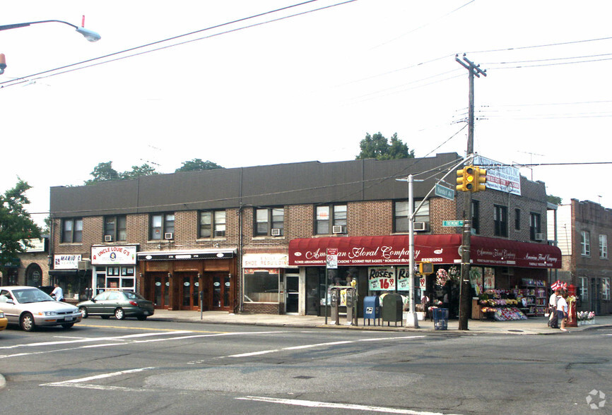 3750-3756 E Tremont Ave, Bronx, NY à vendre - Photo du bâtiment - Image 1 de 1