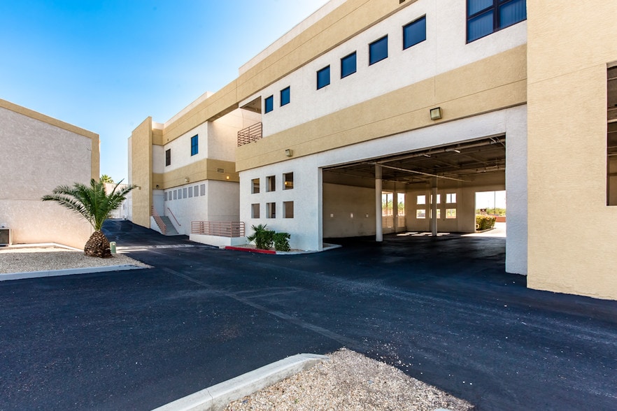 1225 Hancock Rd, Bullhead City, AZ for lease - Building Photo - Image 2 of 10
