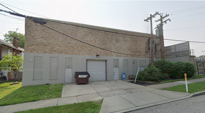 5229 Montgomery Rd, Cincinnati, OH à louer - Photo du bâtiment - Image 2 de 4